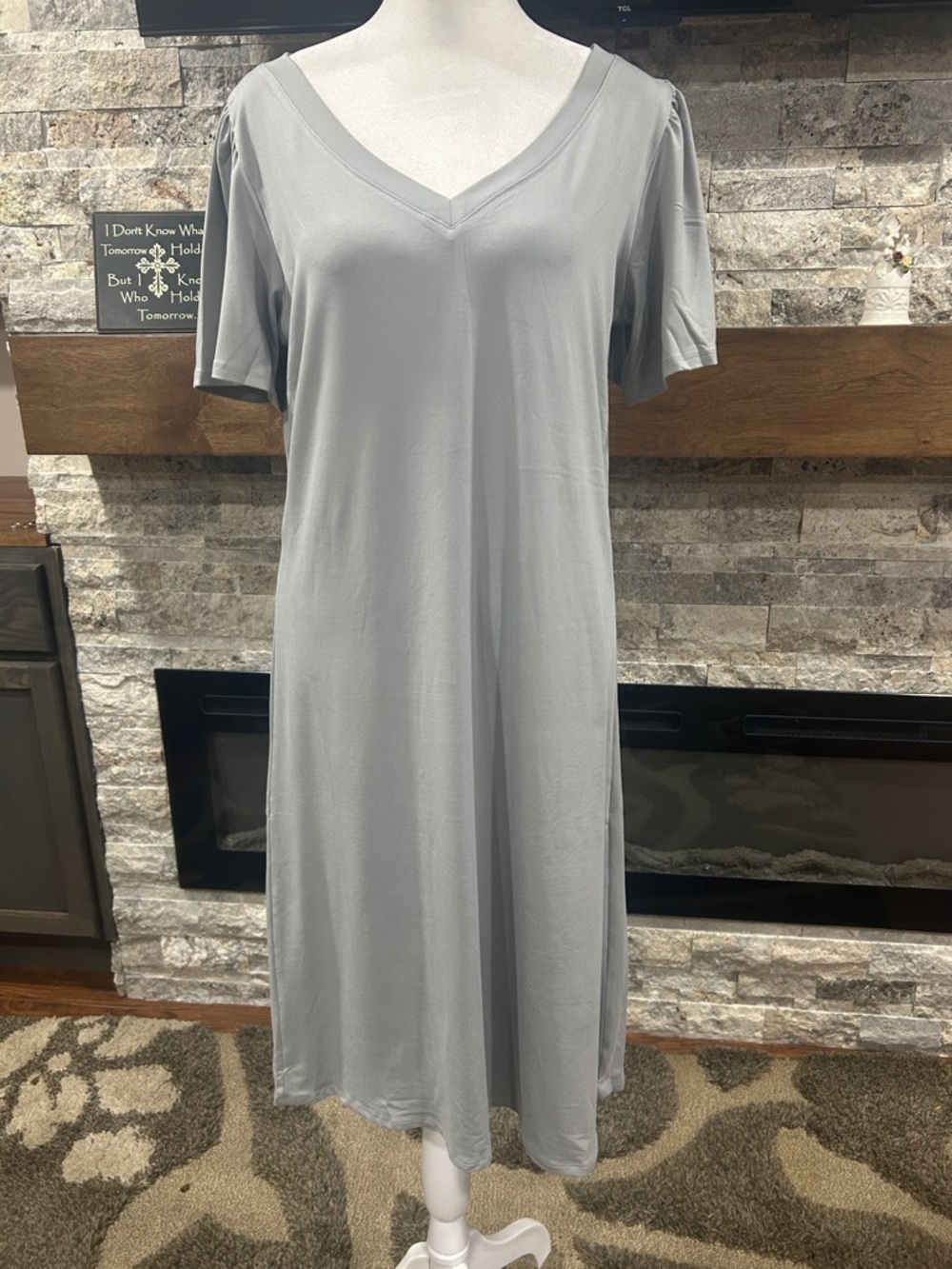 Zenana Smooth Light T-shirt Gray Dress new in package size Small